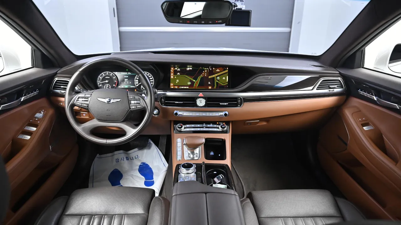 Genesis G90 — miniaturë 7