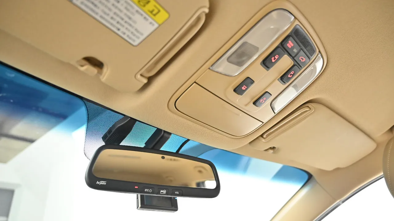 Kia Carnival — miniaturë 18