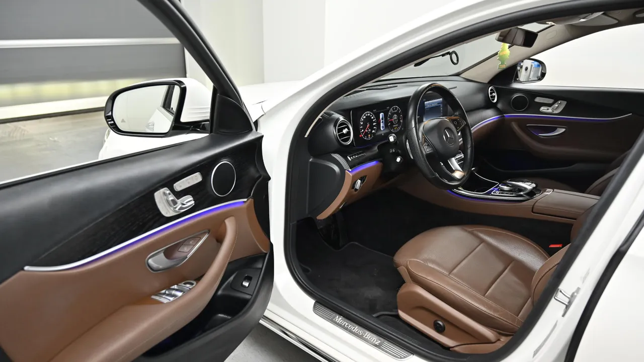 Mercedes-Benz E-klasse — miniaturë 11