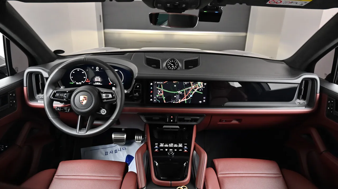 Porsche Cayenne — miniaturë 7