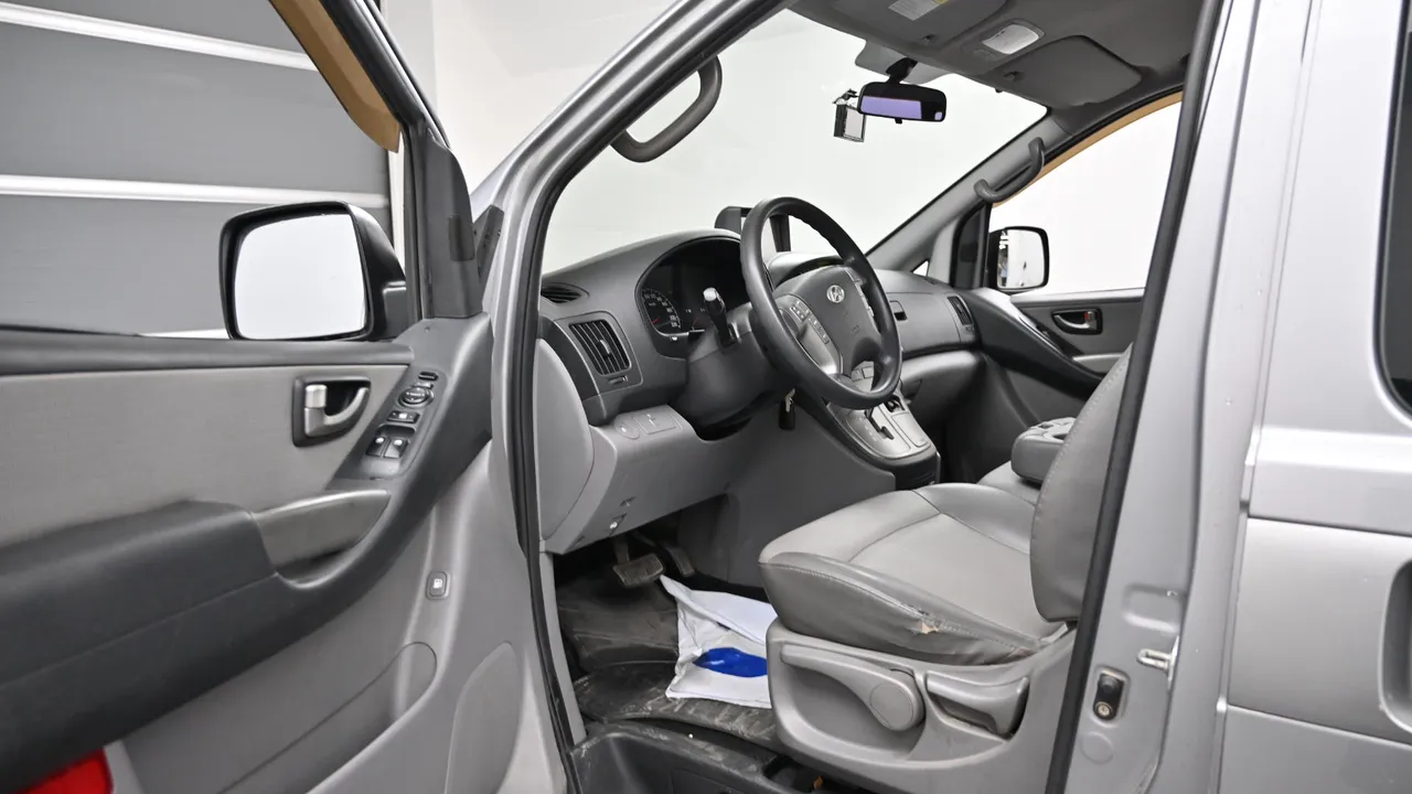 Hyundai Starex — miniaturë 11
