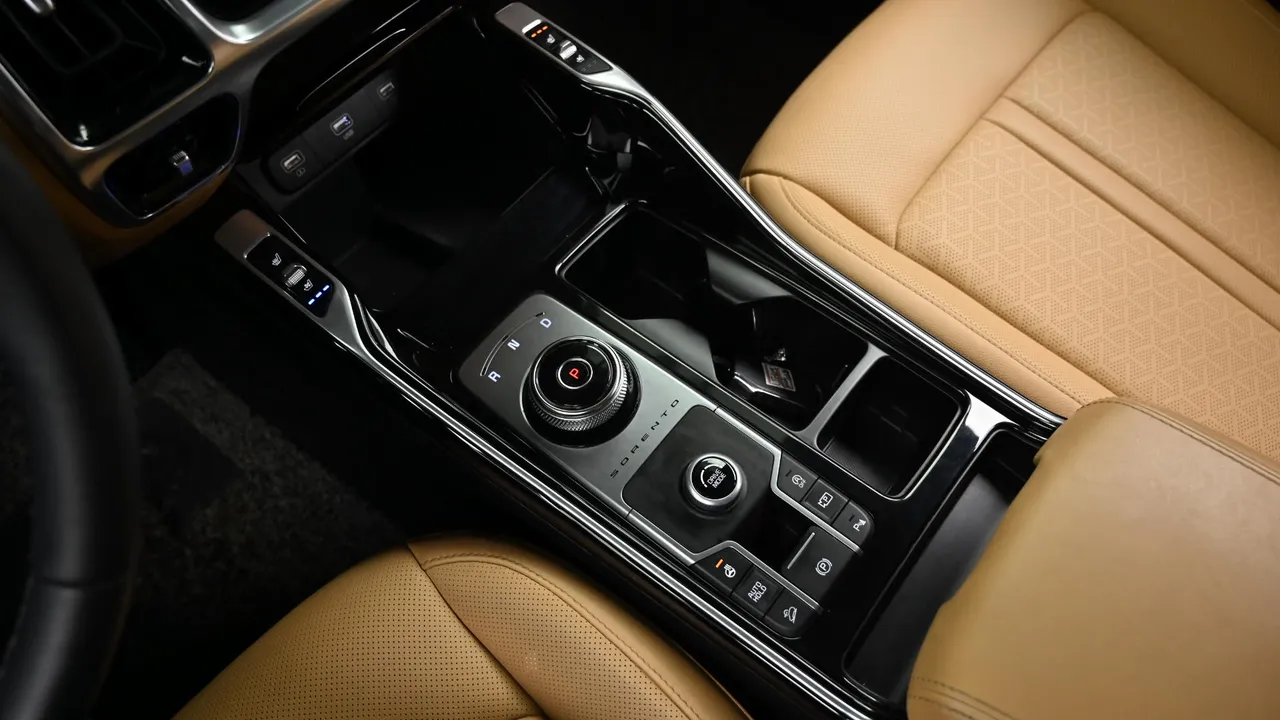 Kia Sorento — miniaturë 9