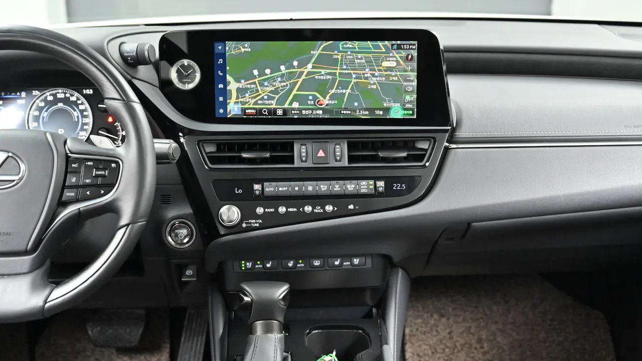 Lexus ES — miniaturë 14