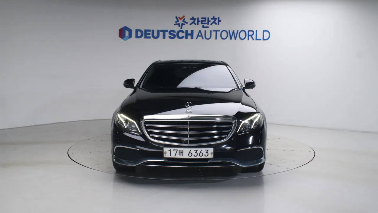 Mercedes-Benz E-klasse — miniaturë 3