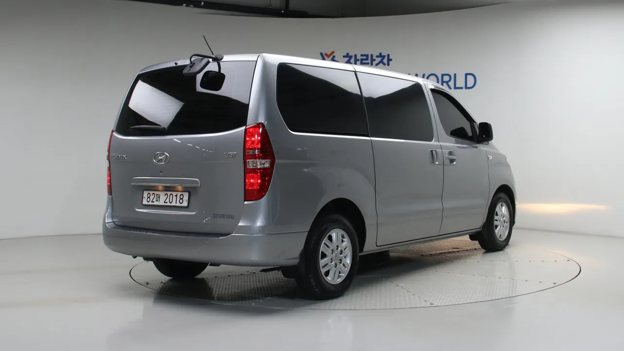 Hyundai Starex — miniaturë 2