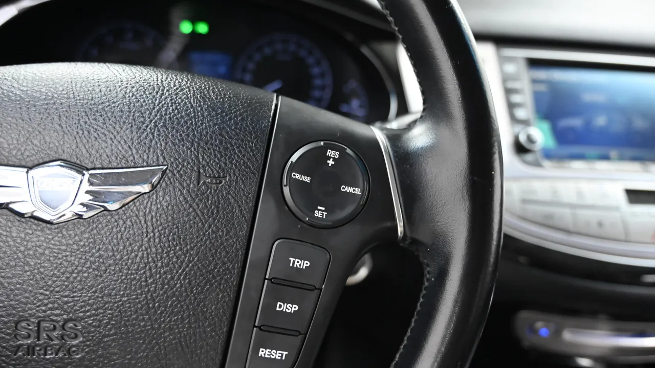 Hyundai Genesis — miniaturë 17