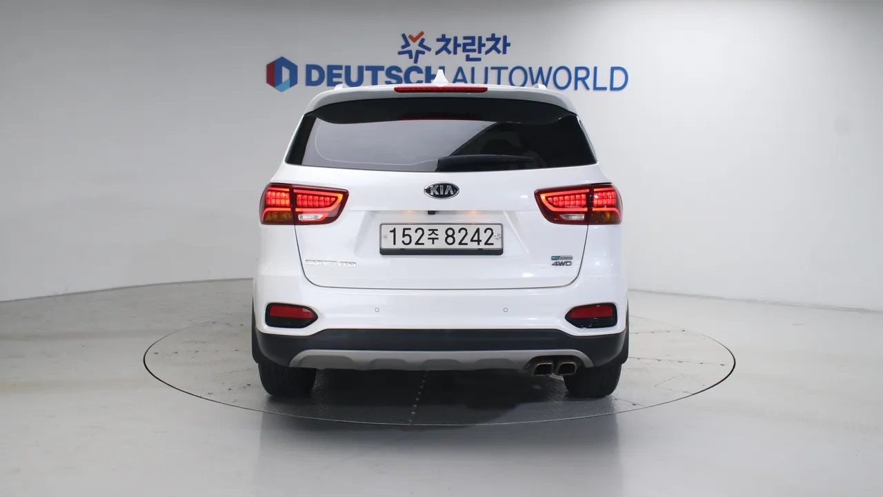 Kia Sorento — miniaturë 4
