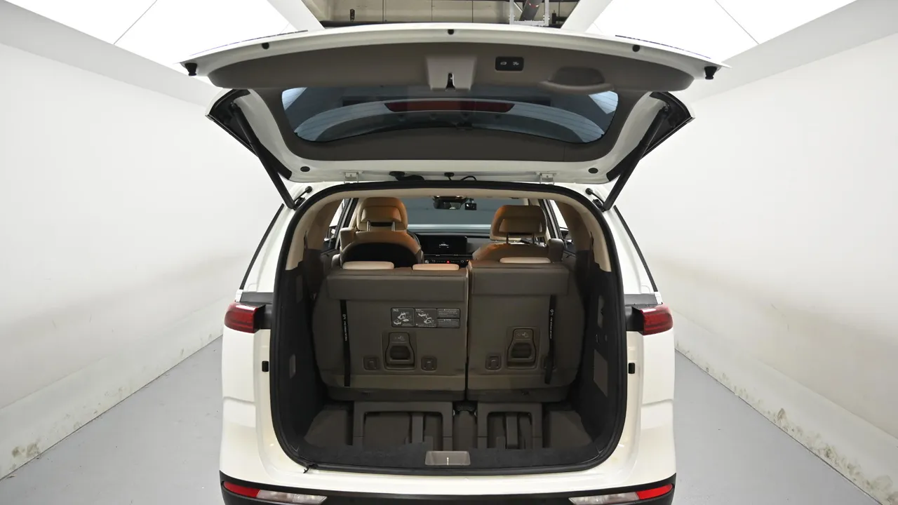 Kia Carnival — miniaturë 19