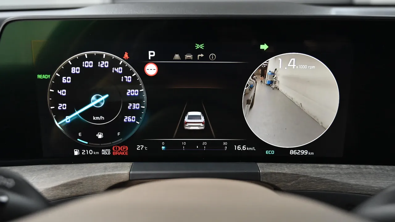 Kia K8 — miniaturë 8