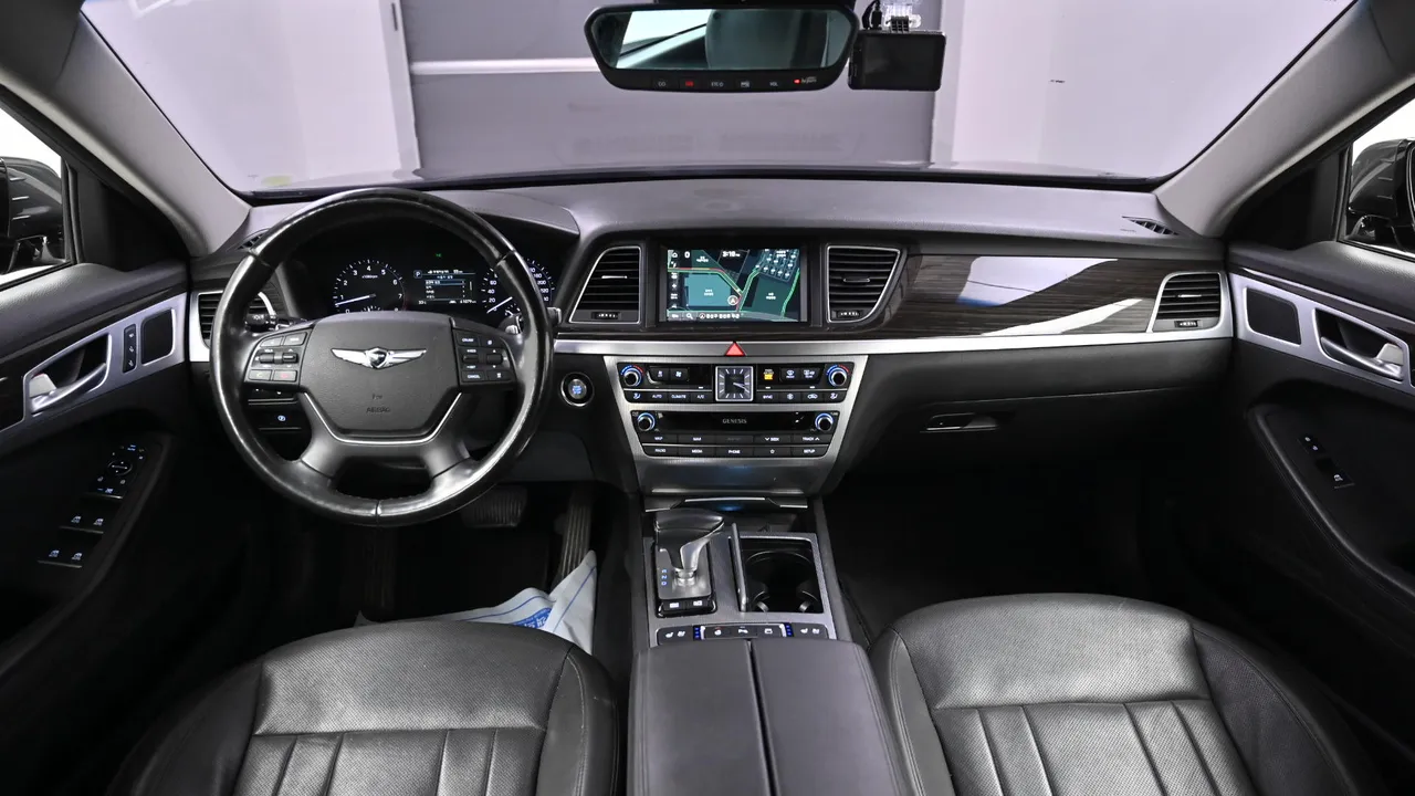 Genesis G80 — miniaturë 7
