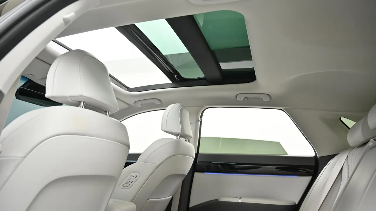 Hyundai Grandeur — miniaturë 18