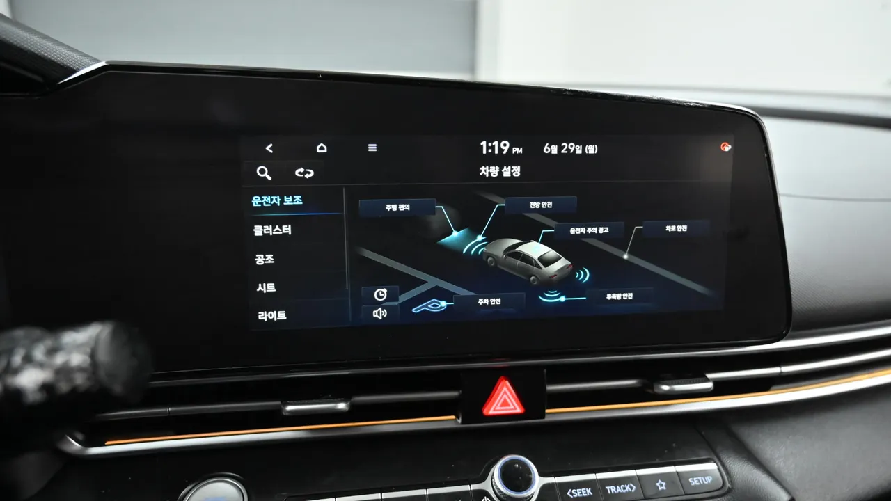 Hyundai Avante — miniaturë 17