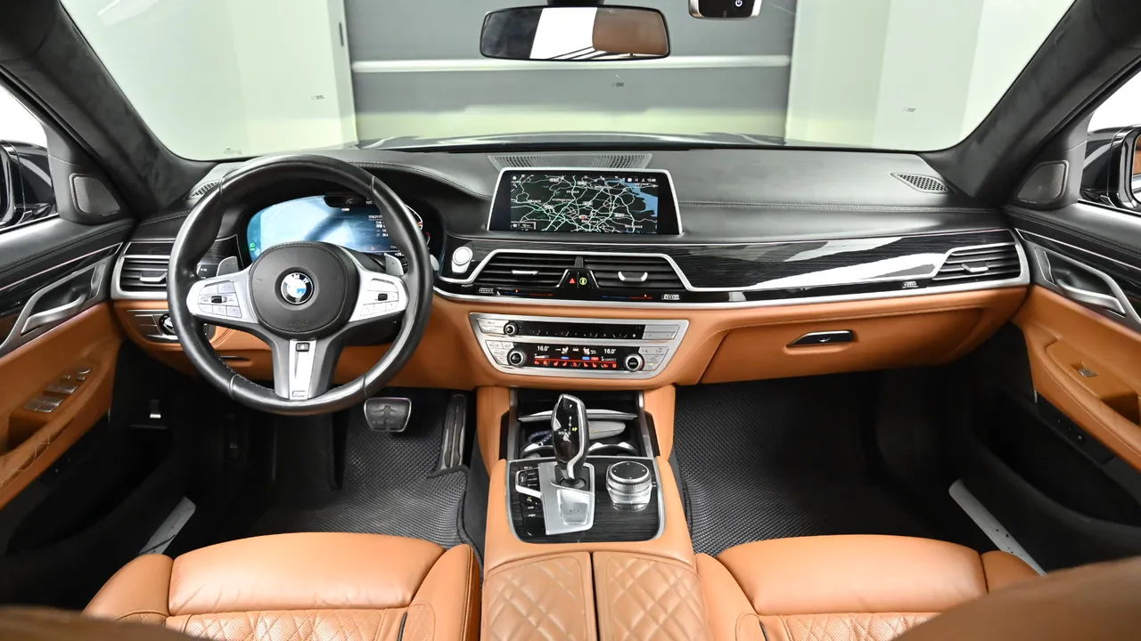BMW 7er — miniaturë 7