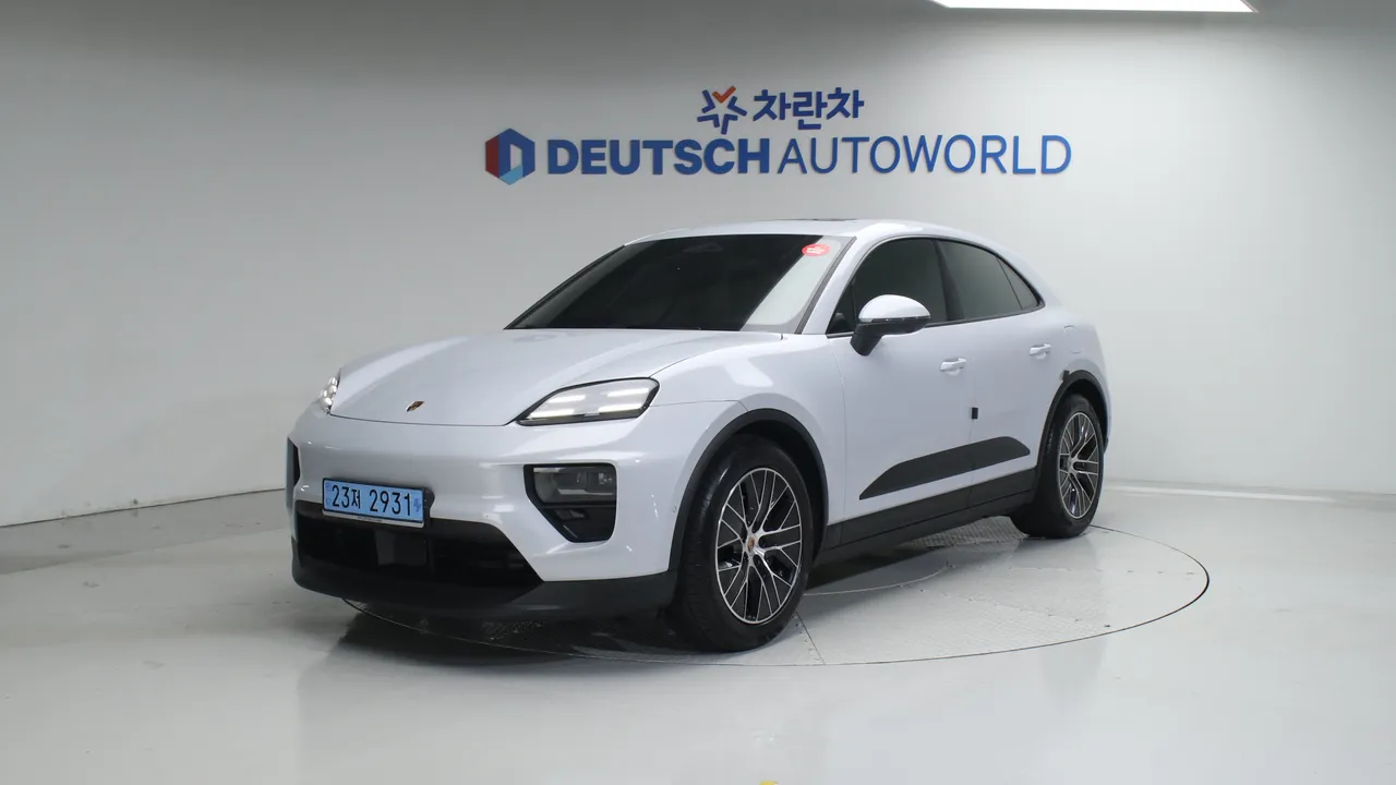 Porsche Macan 100kWh 4 — foto 1