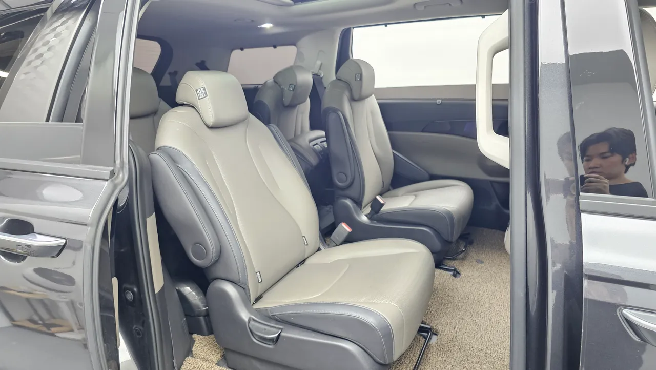 Kia Carnival — miniaturë 12