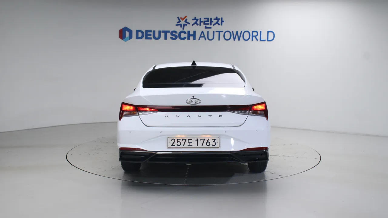 Hyundai Avante — miniaturë 4