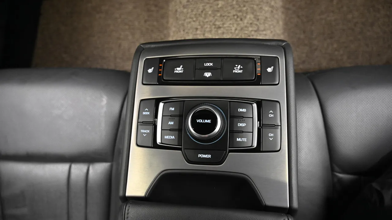 Hyundai Genesis — miniaturë 16