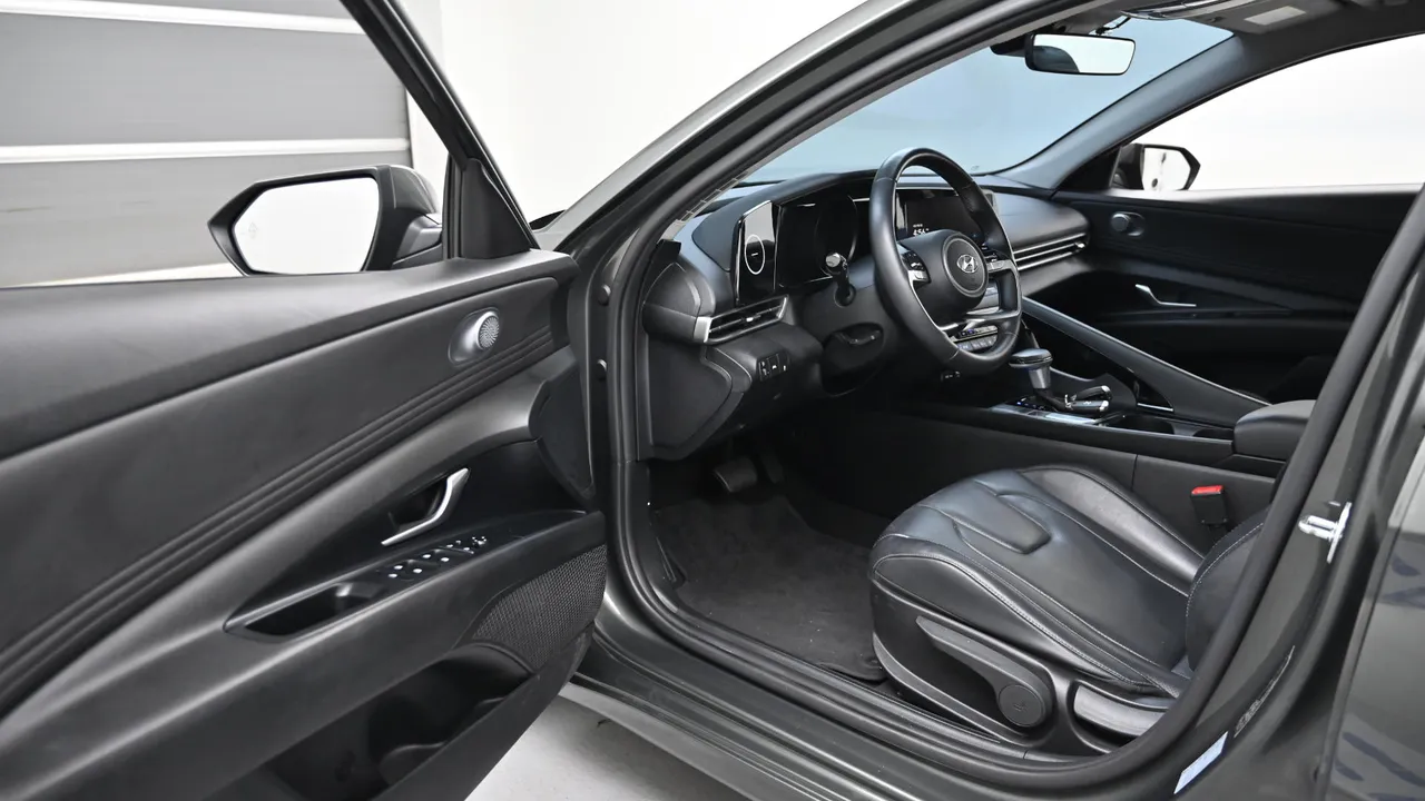 Hyundai Avante — miniaturë 11