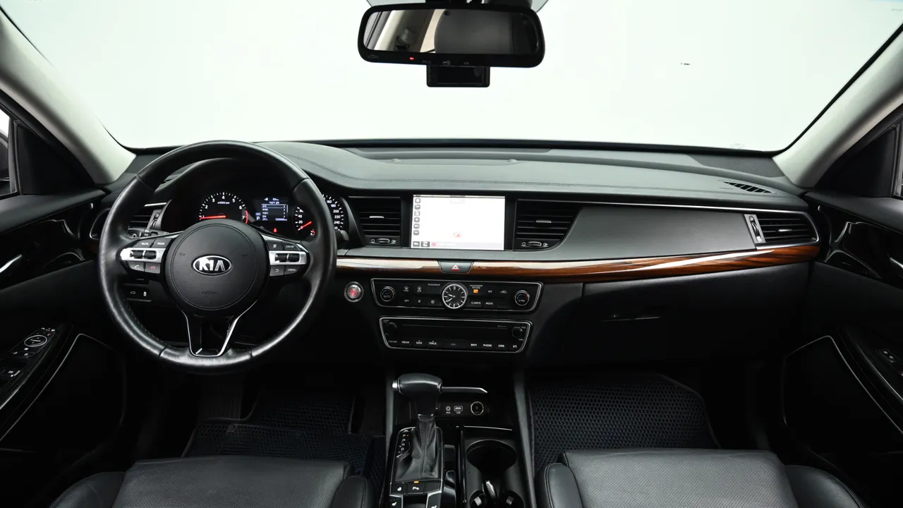 Kia K7 — miniaturë 7