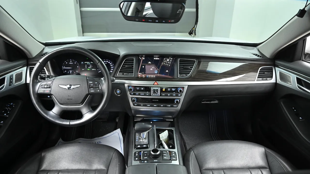Genesis G80 — miniaturë 7