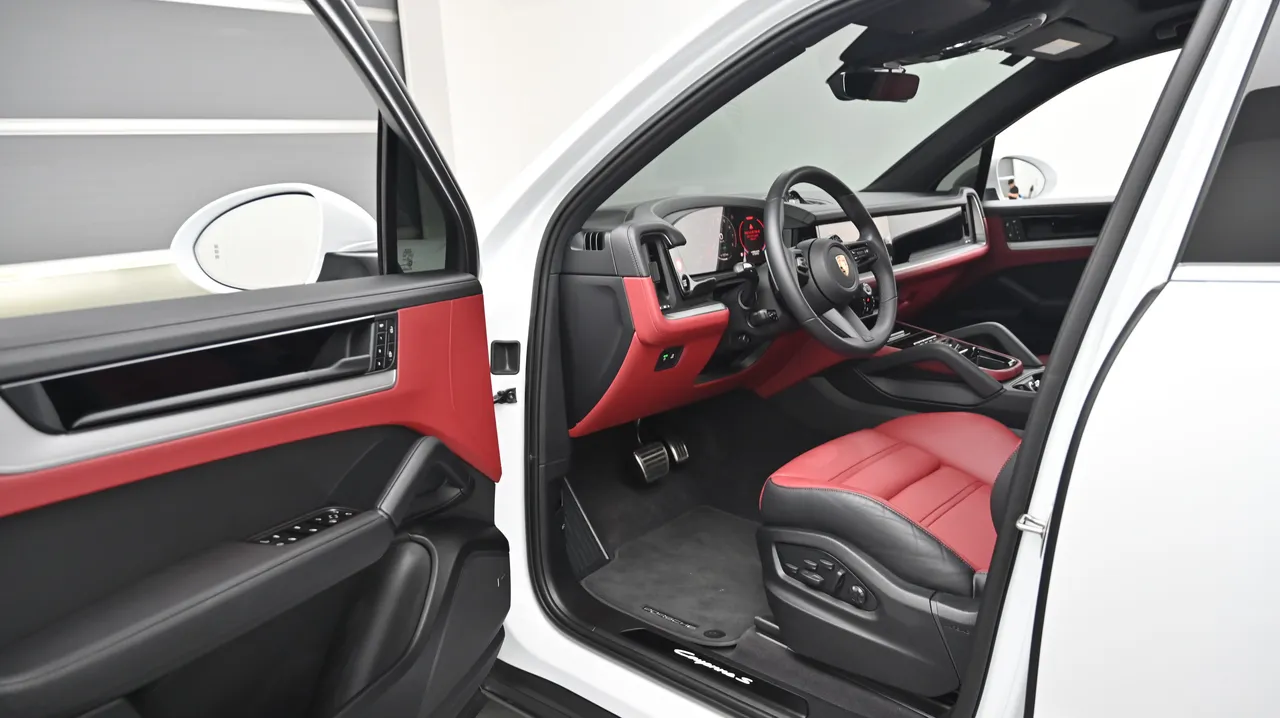 Porsche Cayenne — miniaturë 11