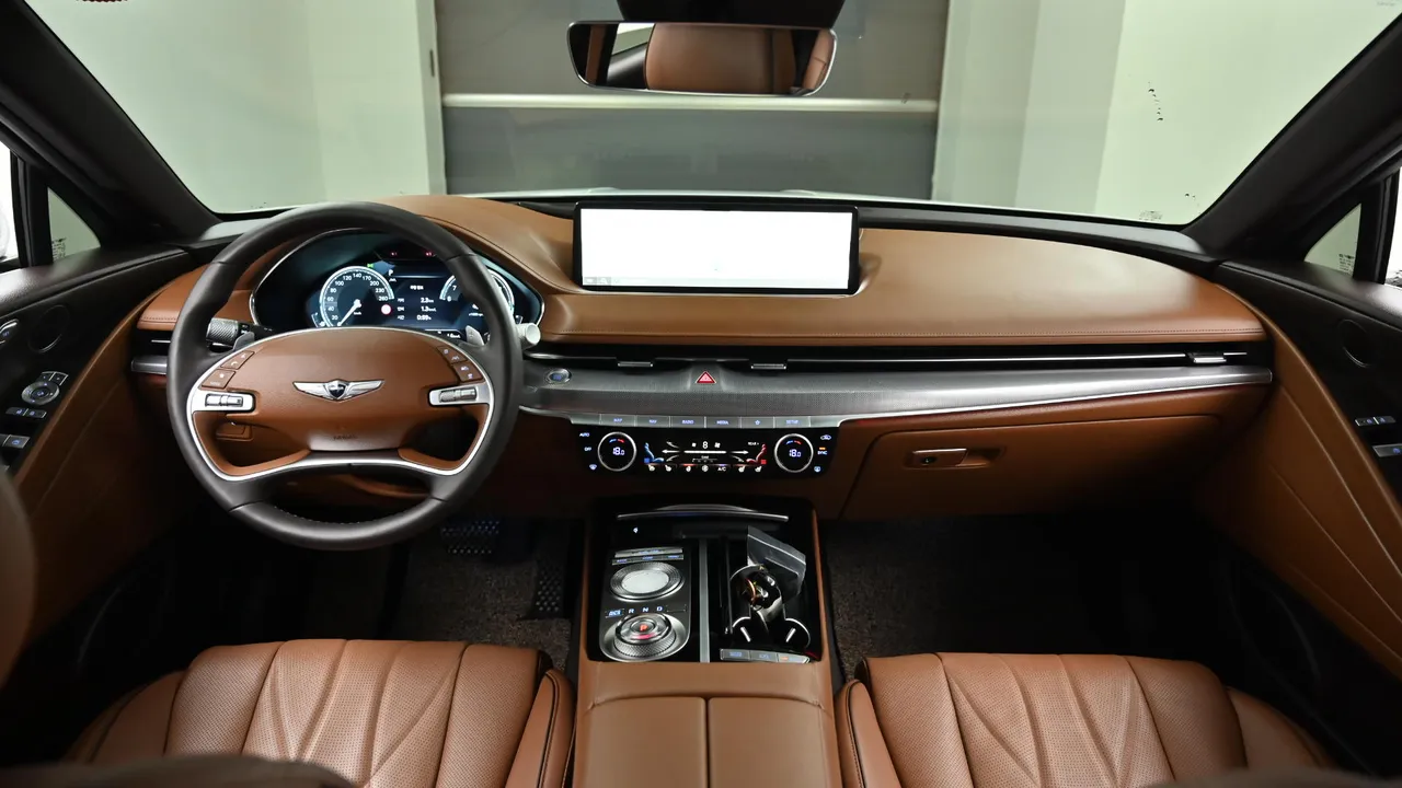 Genesis G80 — miniaturë 7