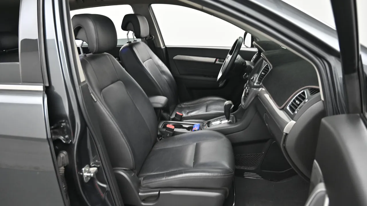 Chevrolet (GM Daewoo) Captiva 2WD LT Deluxe Pack