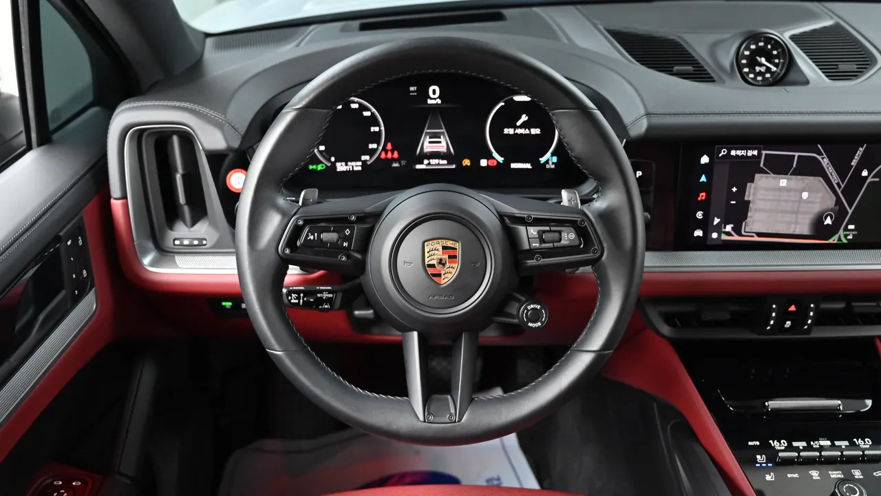 Porsche Cayenne — miniaturë 13