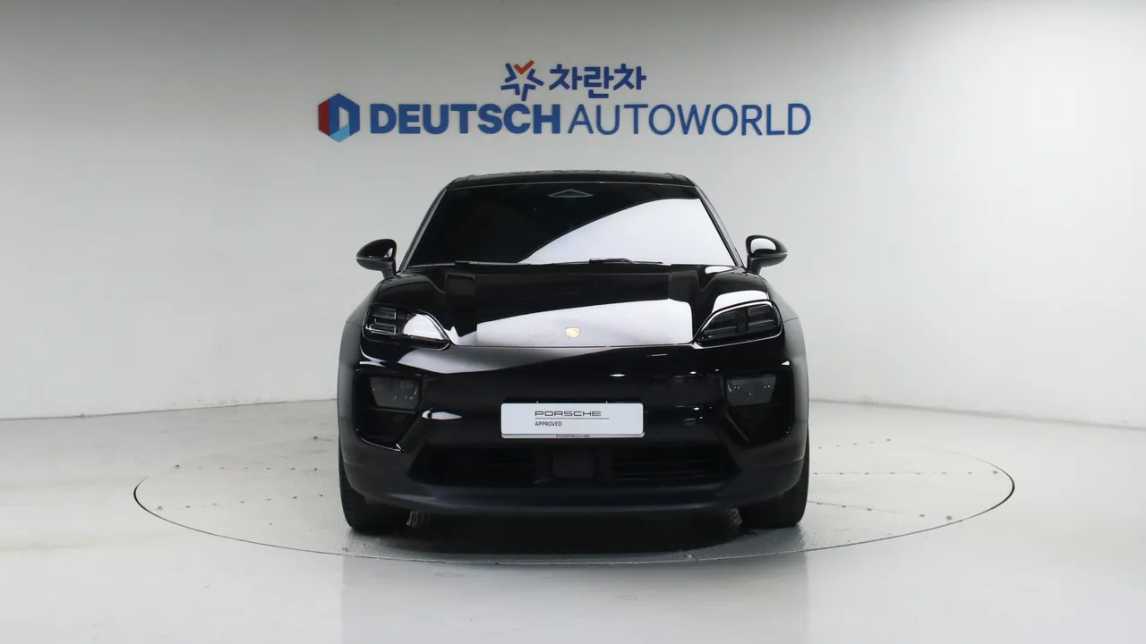 Porsche Macan — miniaturë 3