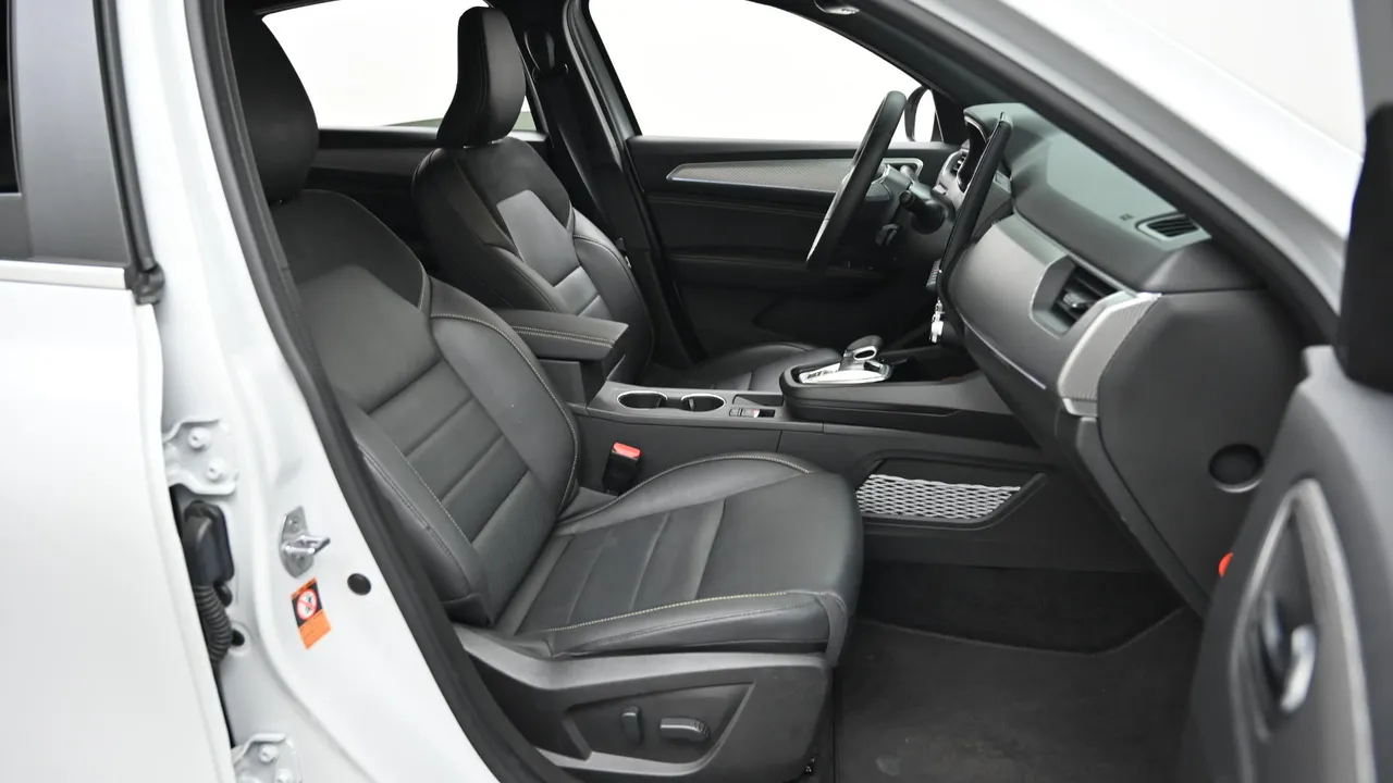 Renault Korea (Samsung) Arcana E-Tech Hybrid 1.6 GTe Iconic