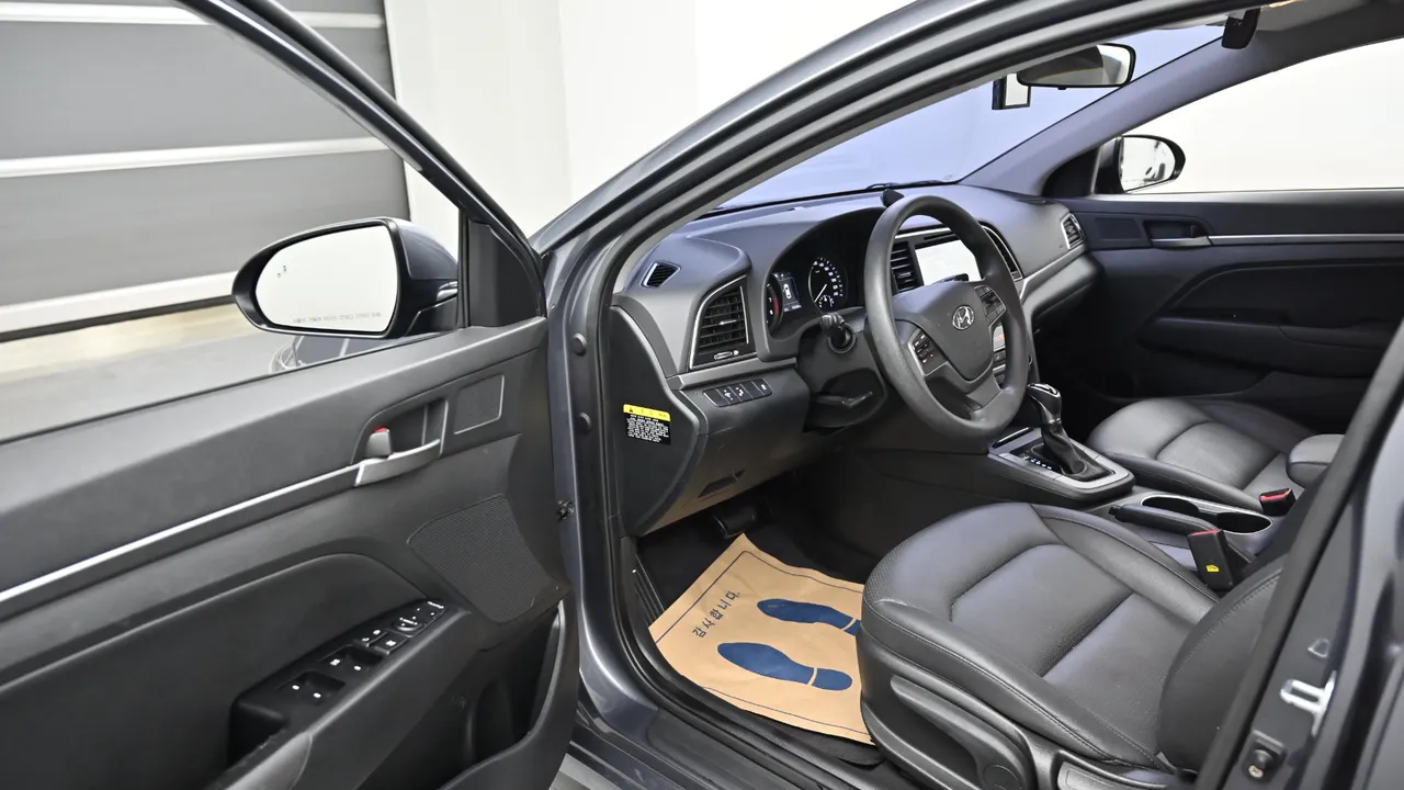Hyundai Avante — miniaturë 11