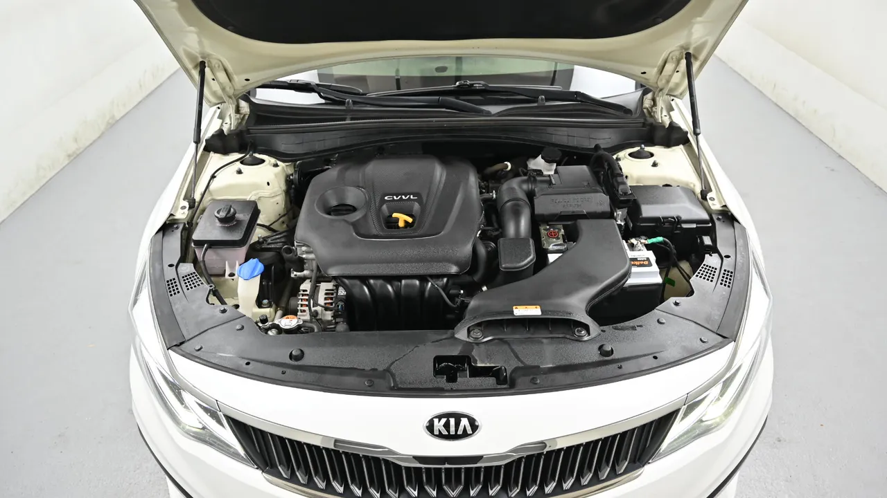Kia K5 — miniaturë 6