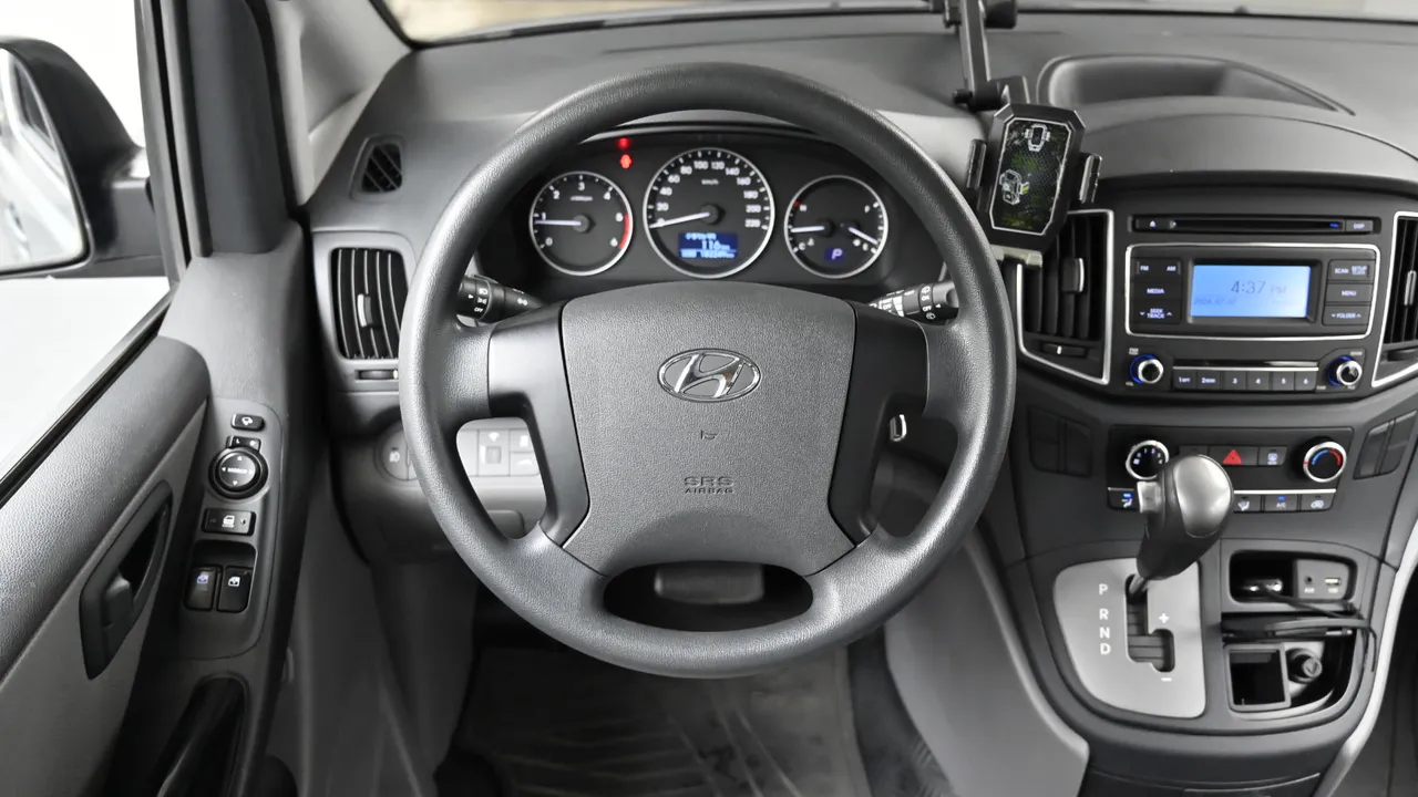 Hyundai Starex — miniaturë 13