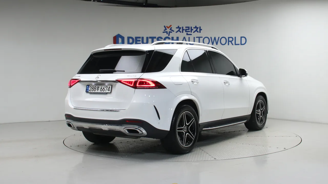 Mercedes-Benz GLE — miniaturë 2