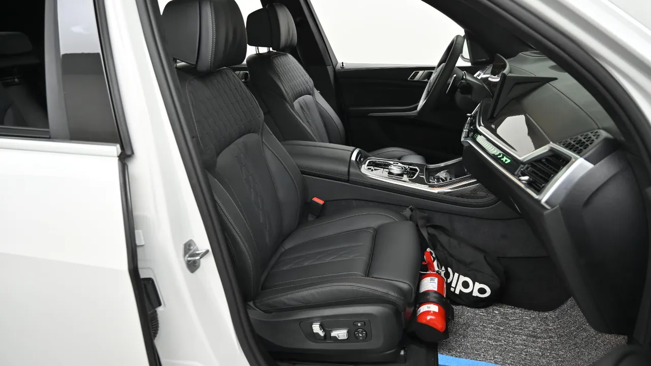 BMW X7 — miniaturë 10
