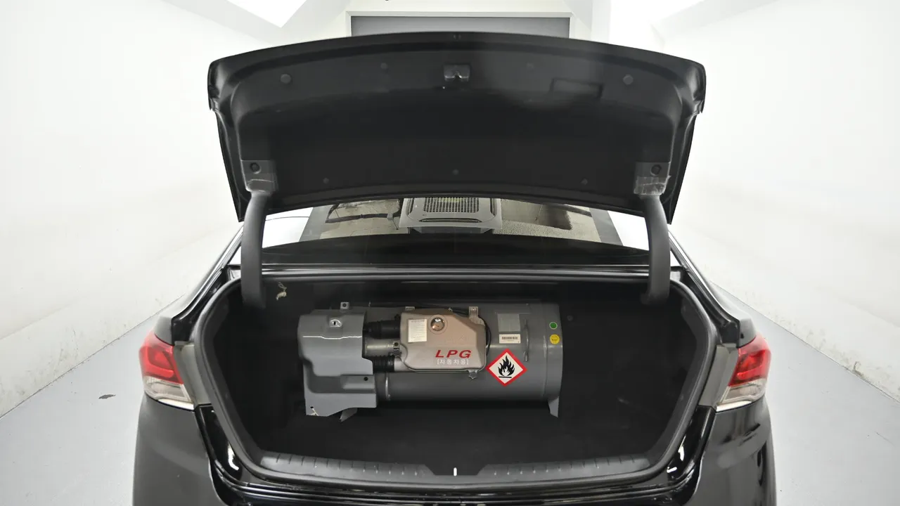 Hyundai Sonata — miniaturë 19