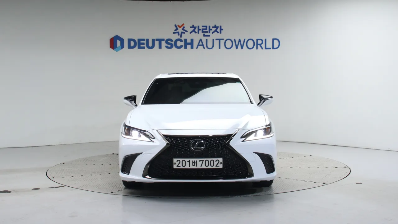 Пакет дизайну Lexus ES 7-го покоління 300h F-Sport