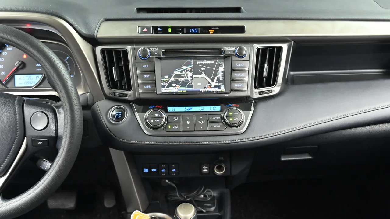 Toyota RAV 4 — miniaturë 14