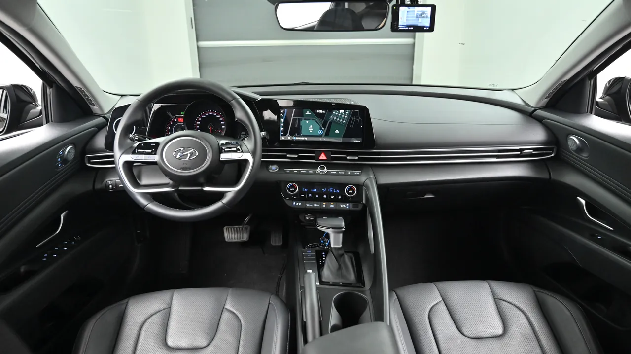 Hyundai Avante — miniaturë 7