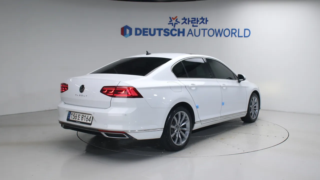 Volkswagen Passat — miniaturë 2