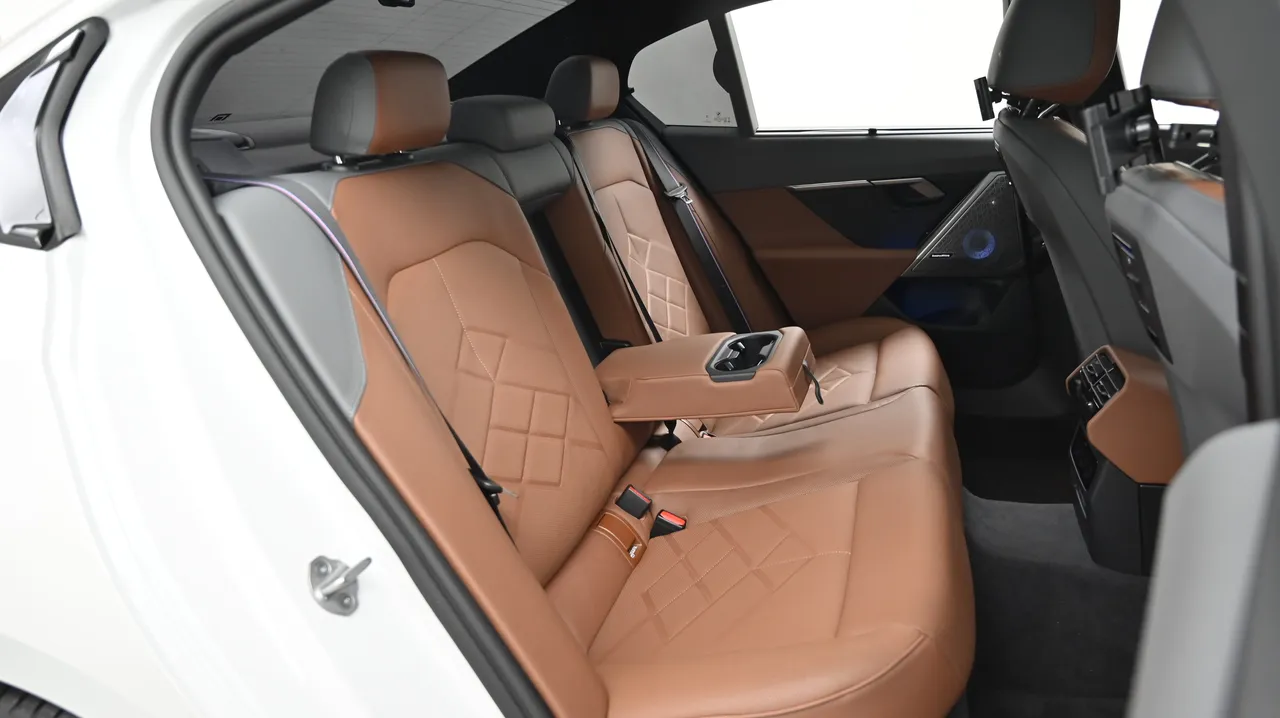 BMW 5er — miniaturë 12