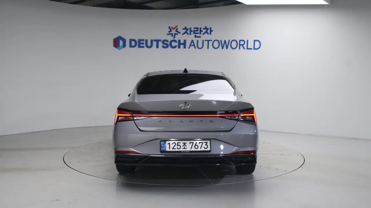 Hyundai Avante — miniaturë 4