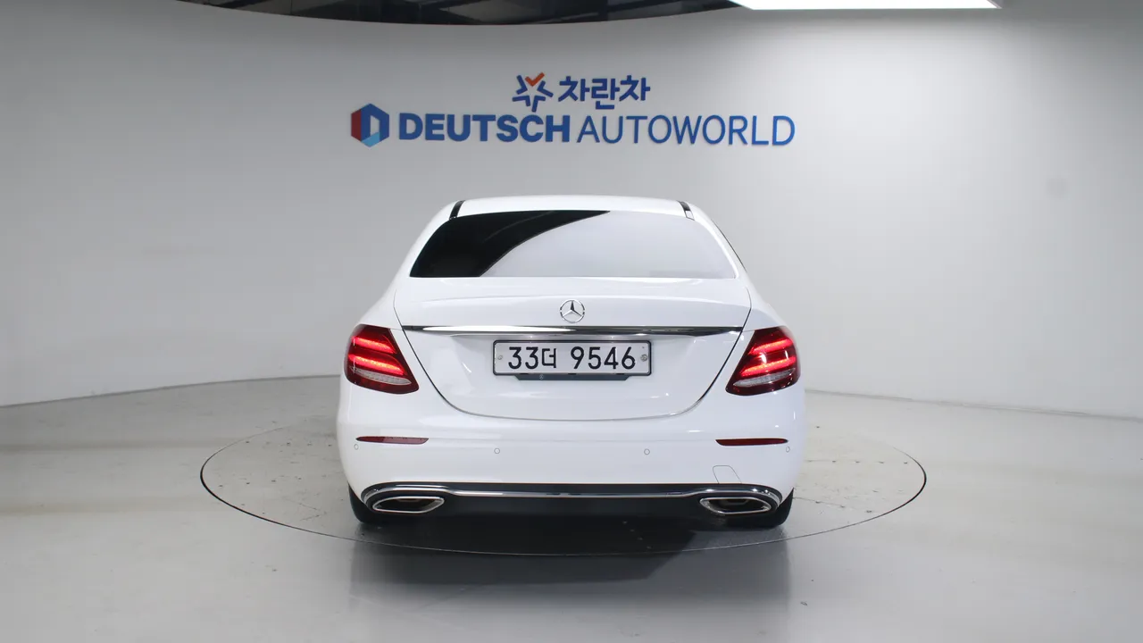 Mercedes-Benz E-klasse — miniaturë 4