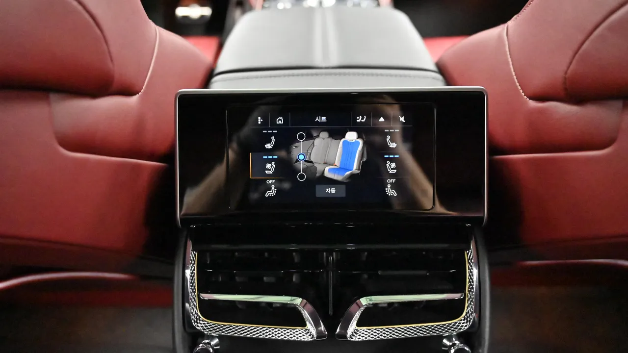 Bentley Flying Spur — miniaturë 25