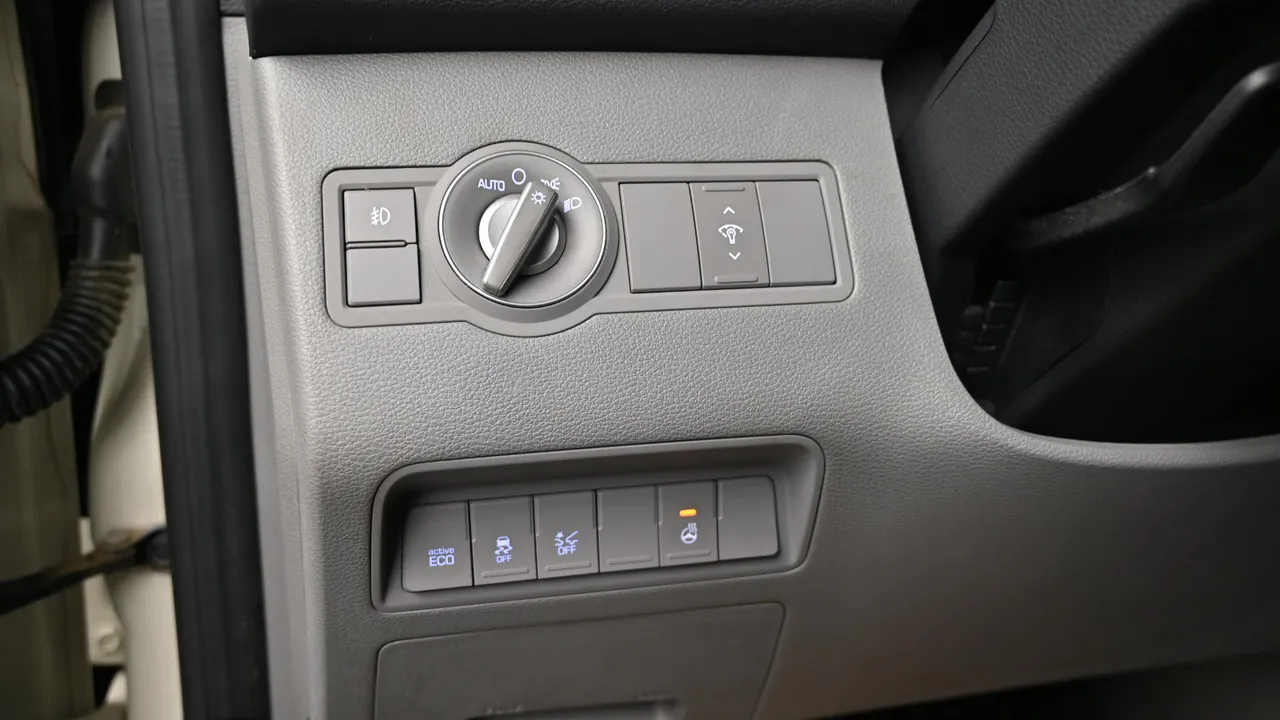 Hyundai Solati — miniaturë 16