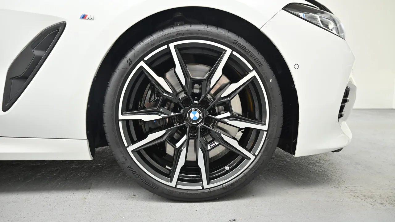 BMW 8er — miniaturë 5