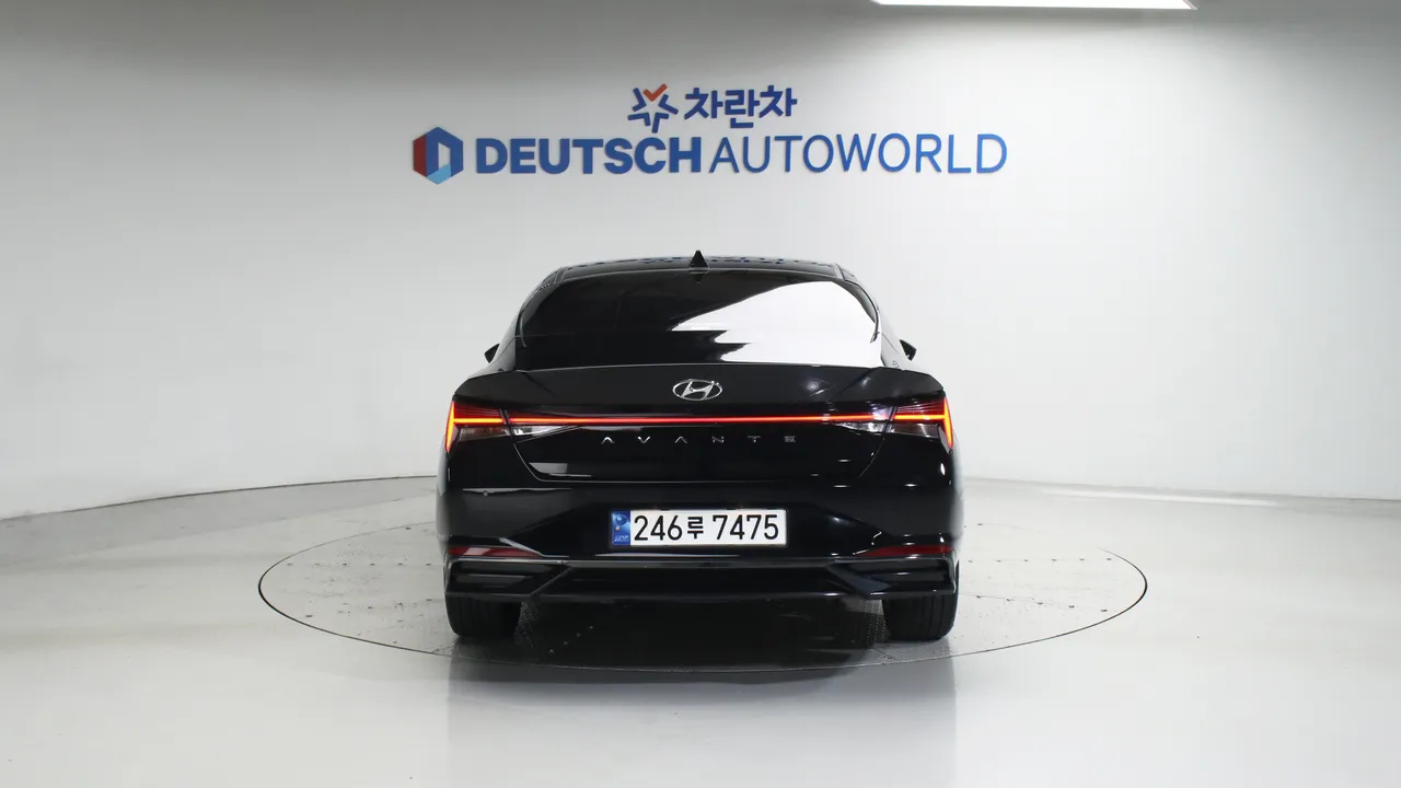 Hyundai Avante — miniaturë 4