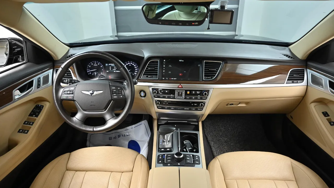 Genesis G80 — miniaturë 7