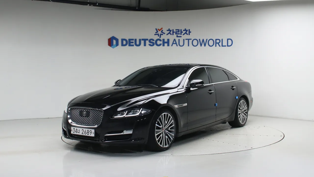 Jaguar XJ 3.0D 프리미엄 럭셔리 LWB — foto 1