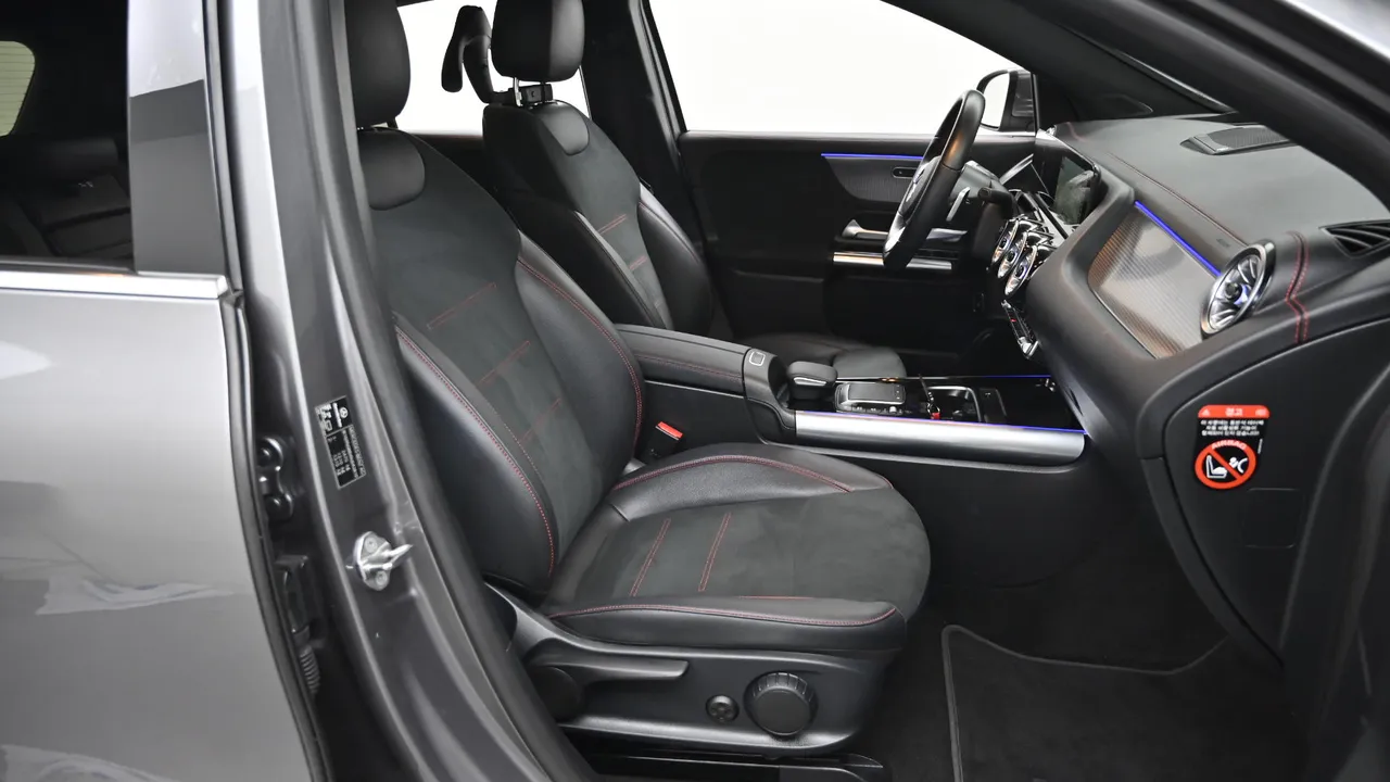 Mercedes EQA H243 66.5kWh EQA250 AMG Package